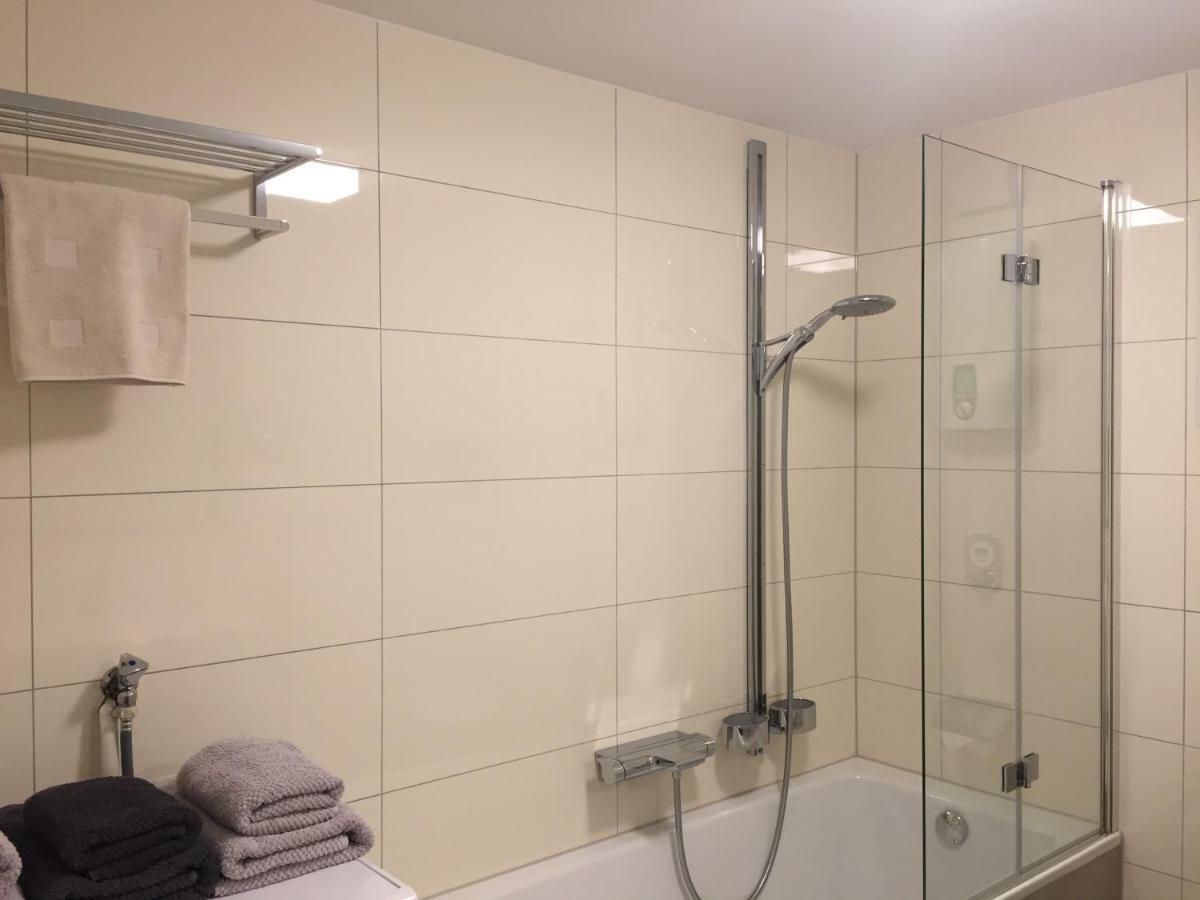 Apartment - Zentrumsnah, Eigener Parkplatz Und Grosser Balkon Ins Gruene Баден-Баден Экстерьер фото